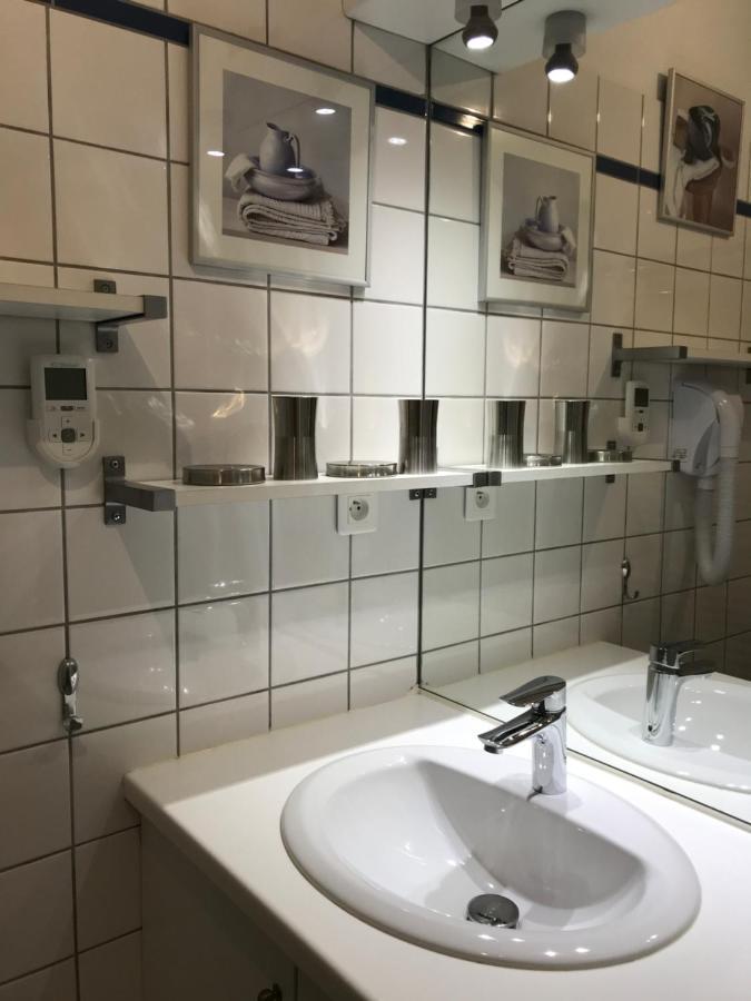 T2 +Alcove, Recent 4/5 Pers. Parking. Balcon. Wifi Appartement Cauterets Buitenkant foto